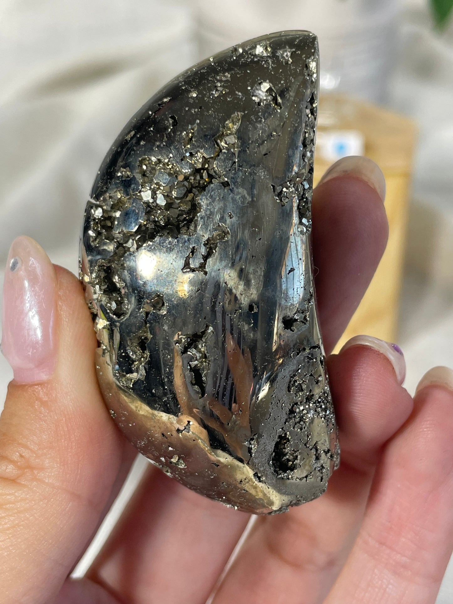 Pyrite Moon (Q)