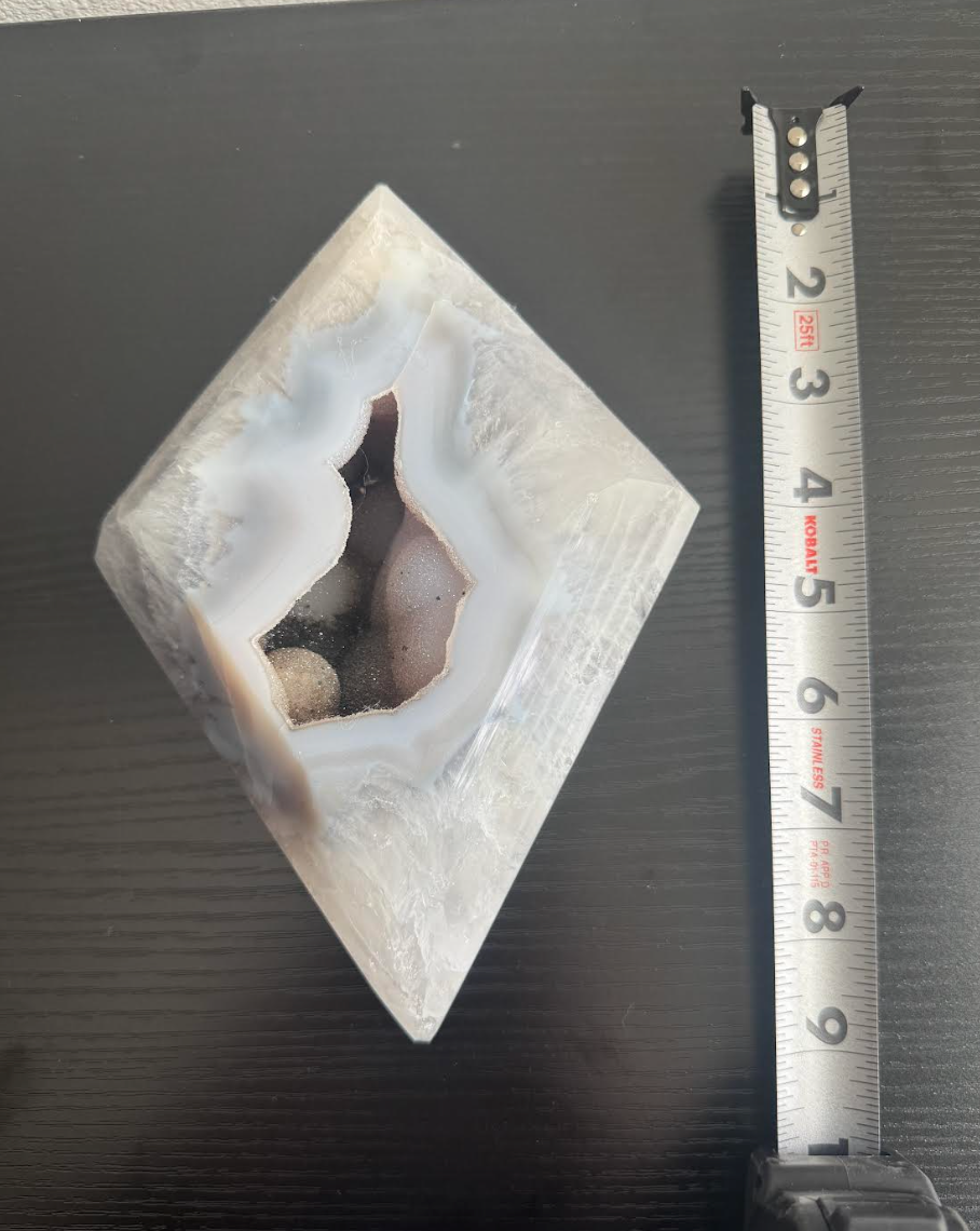 Agate diamond with Stand