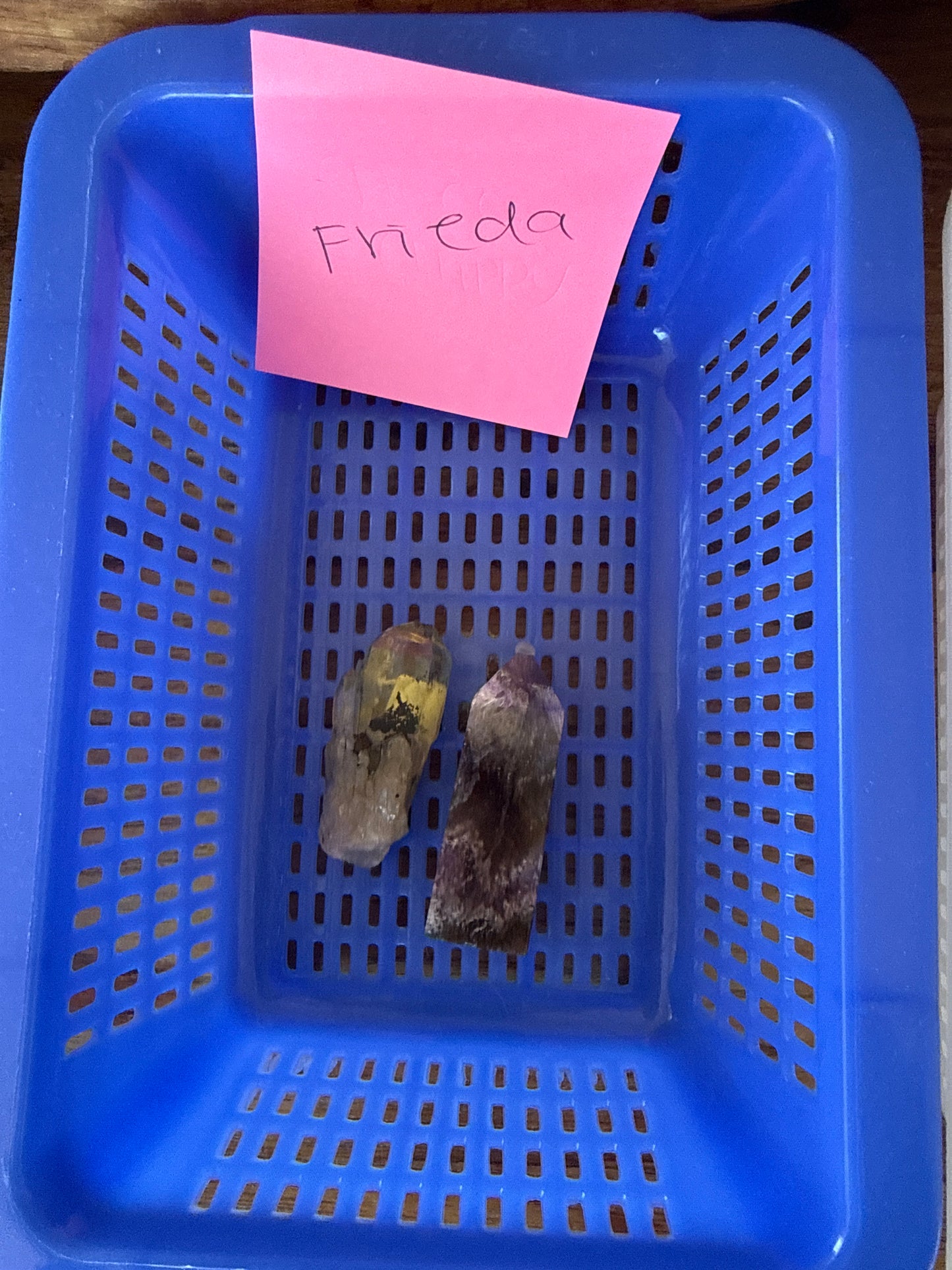 Frieda basket