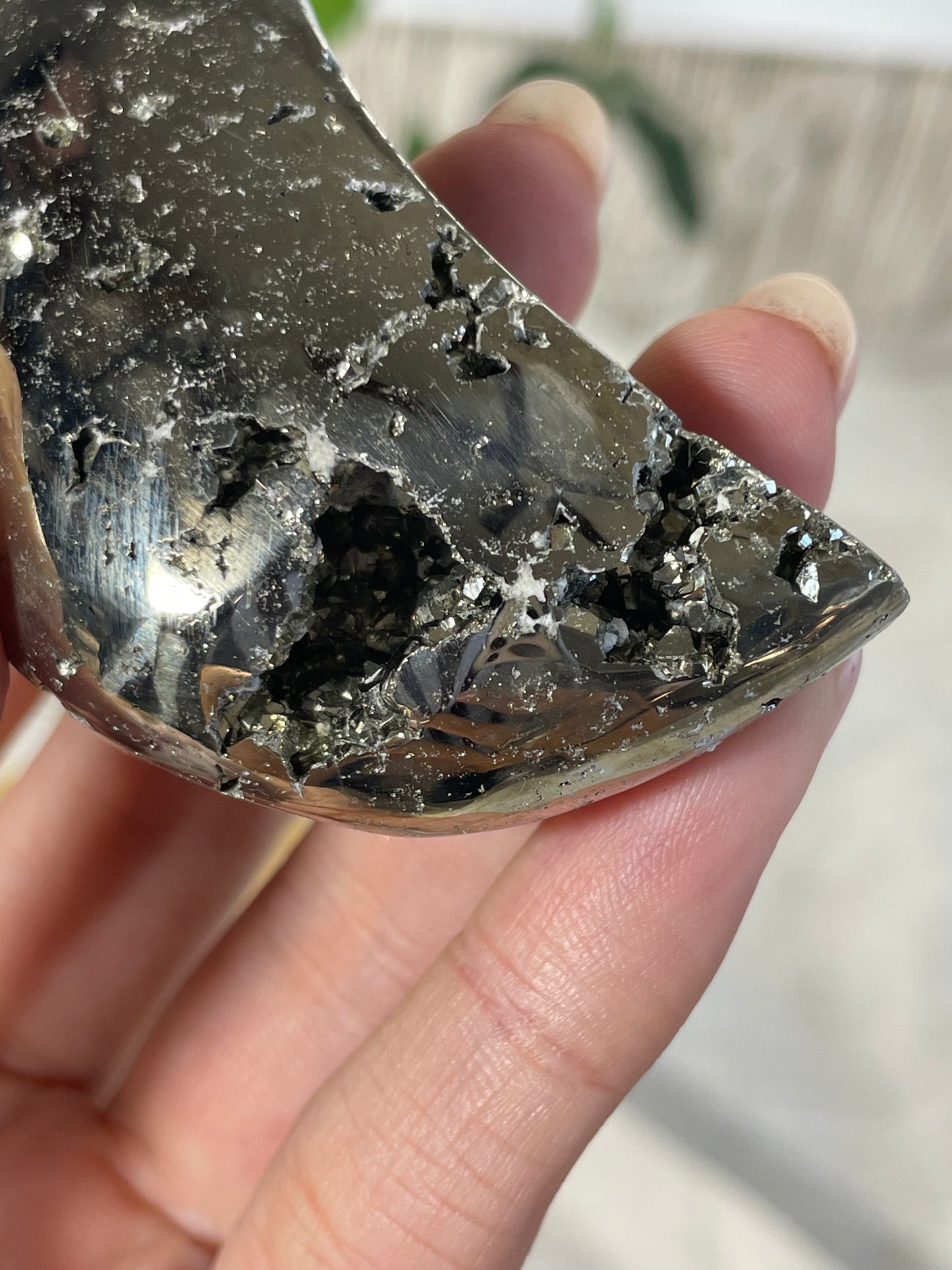Pyrite Moon (D)