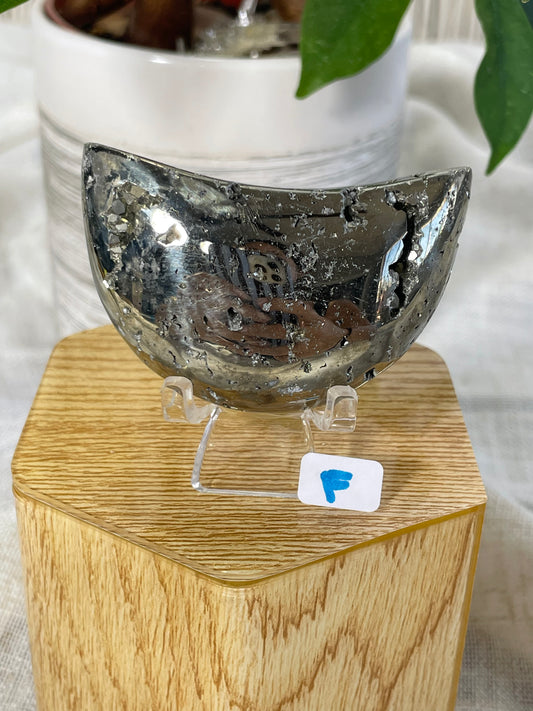 Pyrite Moon (F)