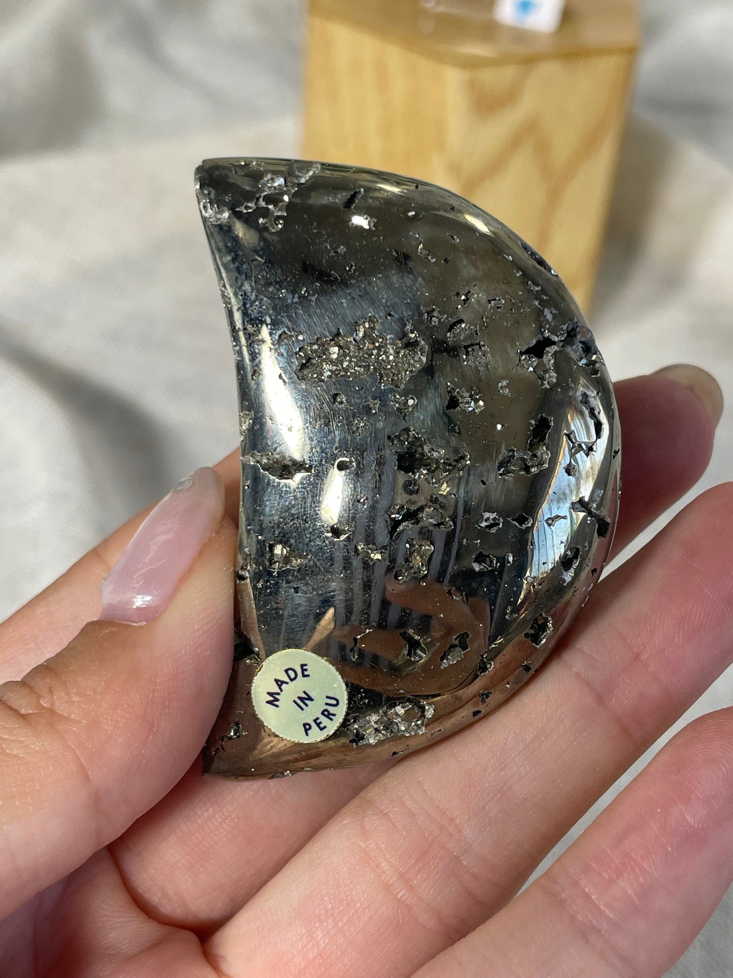 Pyrite Moon (F)