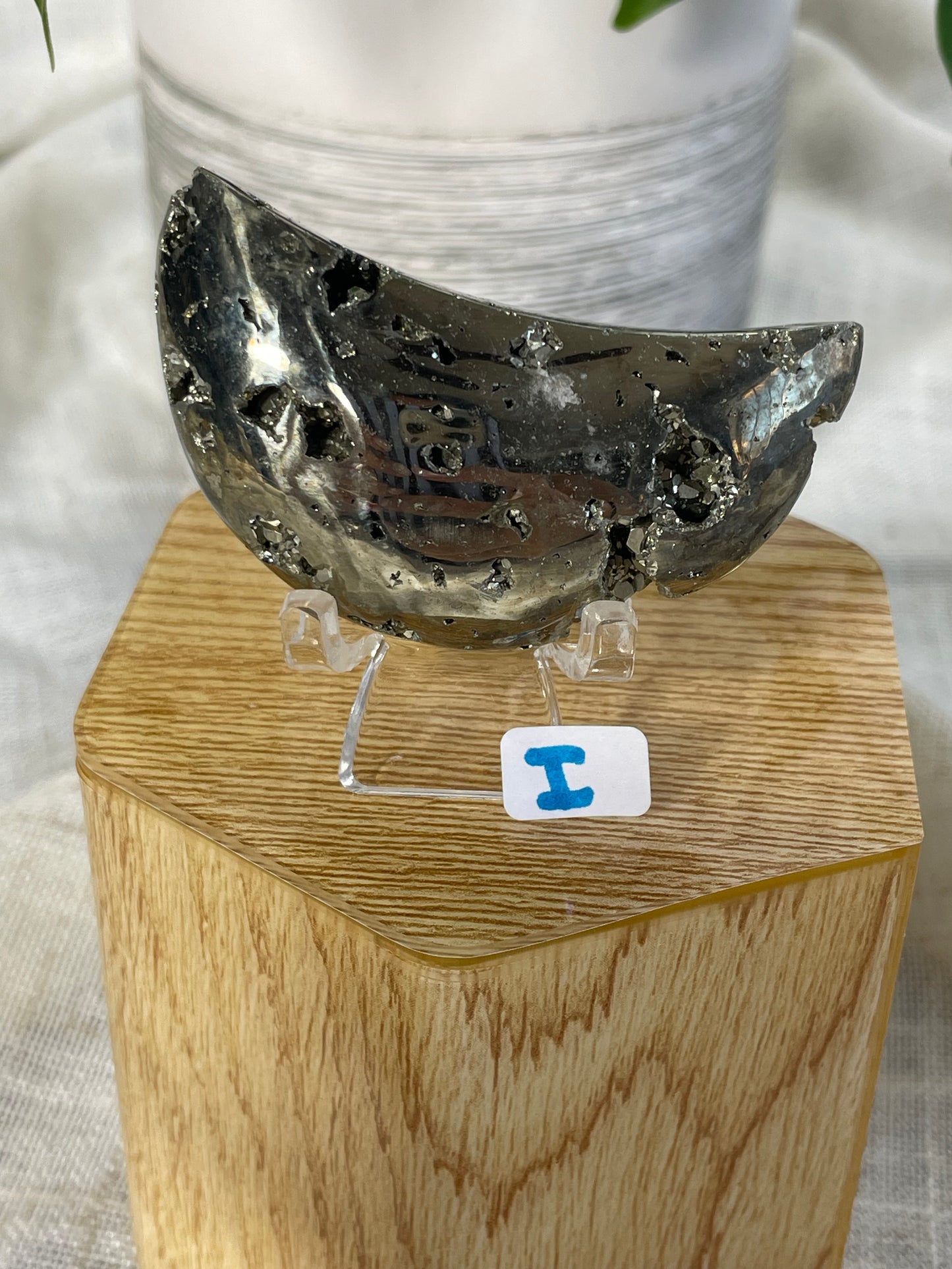 Pyrite Moon (I)