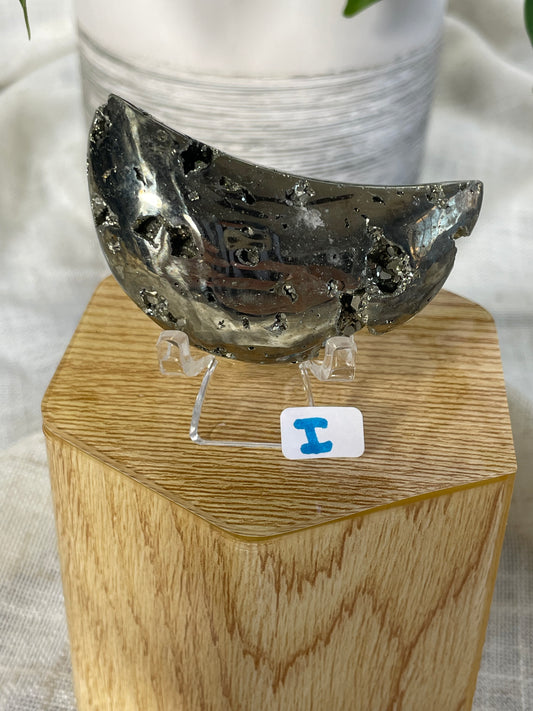 Pyrite Moon (I)