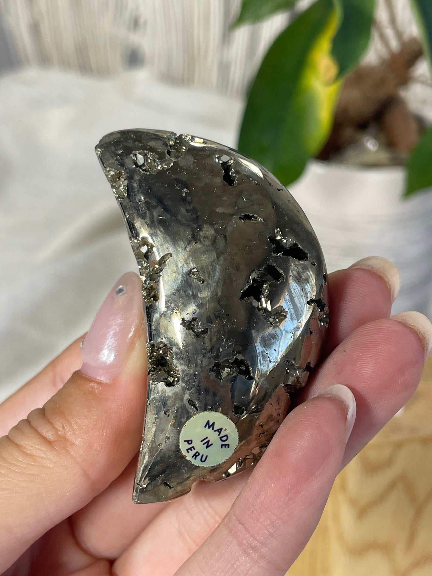 Pyrite Moon (I)