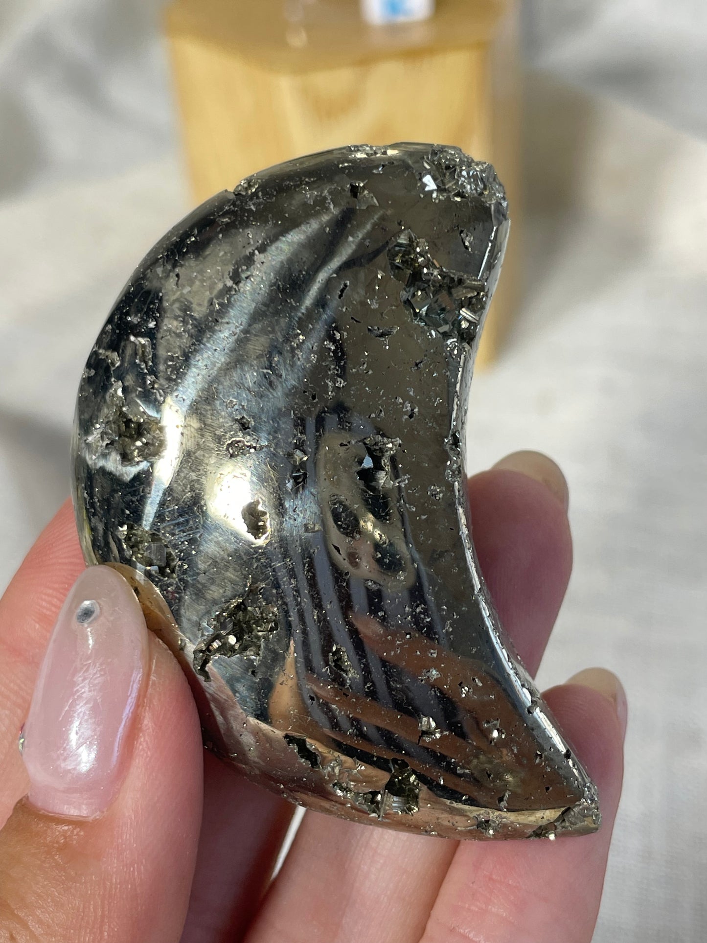 Pyrite Moon (K)