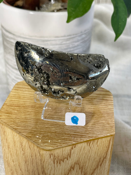 Pyrite Moon (Q)