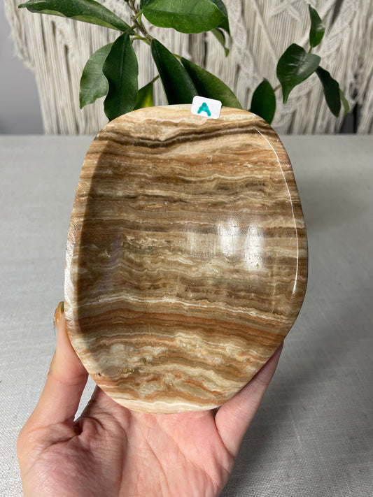 Calcite Bowl (A)