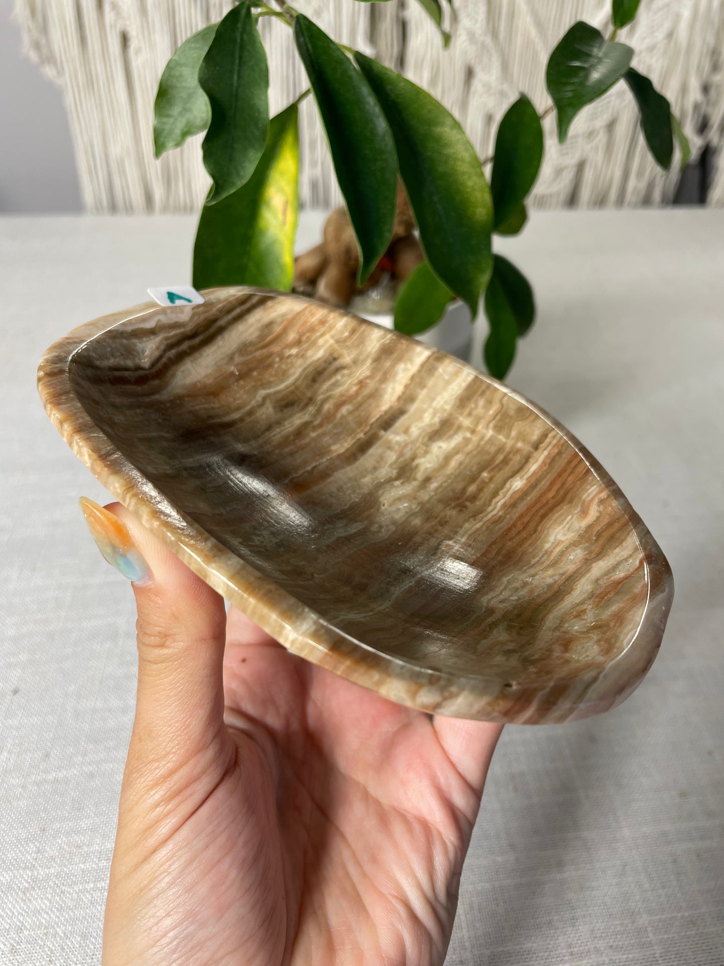 Calcite Bowl (A)