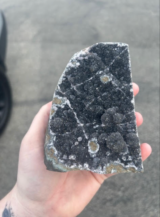 Black Amethyst cutbase