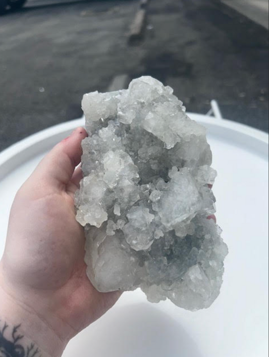 Chalcedony with large Apophylite cubes